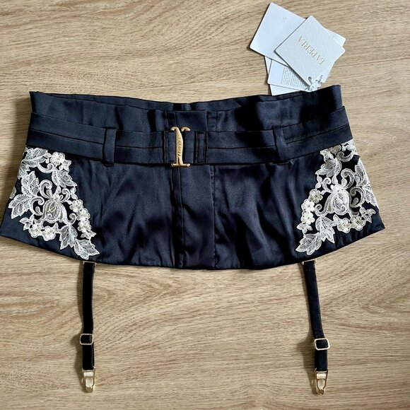 $924 La Perla Maison Garter Belt Suspender Silk Black Lace NWT SIZE L luxury - Picture 4 of 16